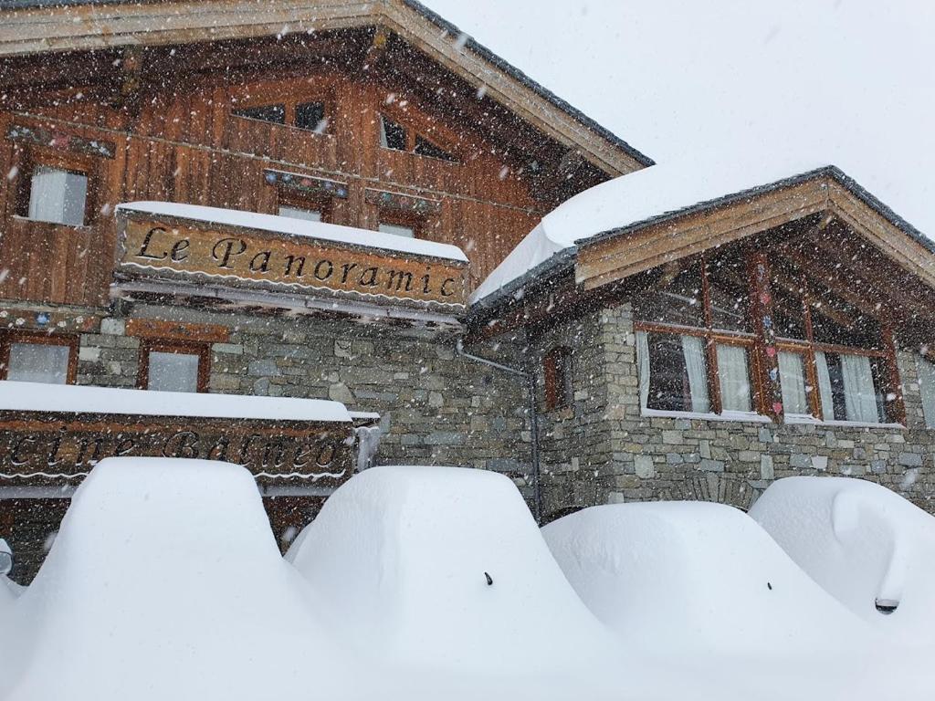 Le Panoramic hotel pied des pistes 13