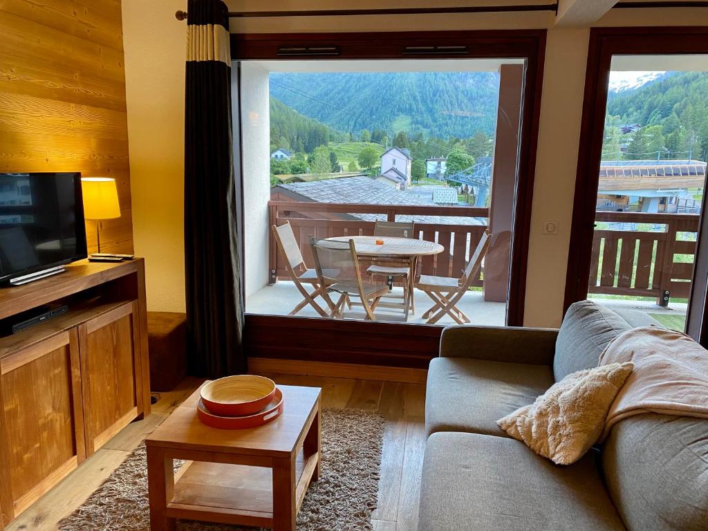 Le REFUGE DES PORTES DU MONT BLANC appartement pied des pistes 12