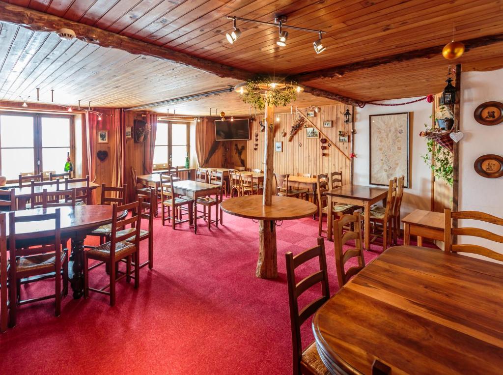 Le Relais du Petit Saint Bernard hotel pied des pistes 16