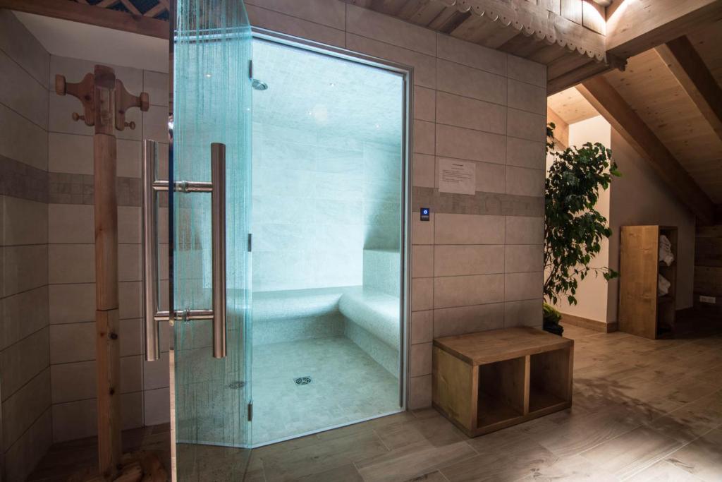 Le Relais du Petit Saint Bernard hotel pied des pistes 2