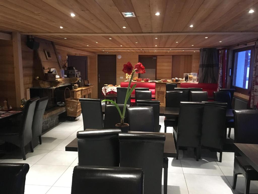 Le Schuss hotel pied des pistes 18