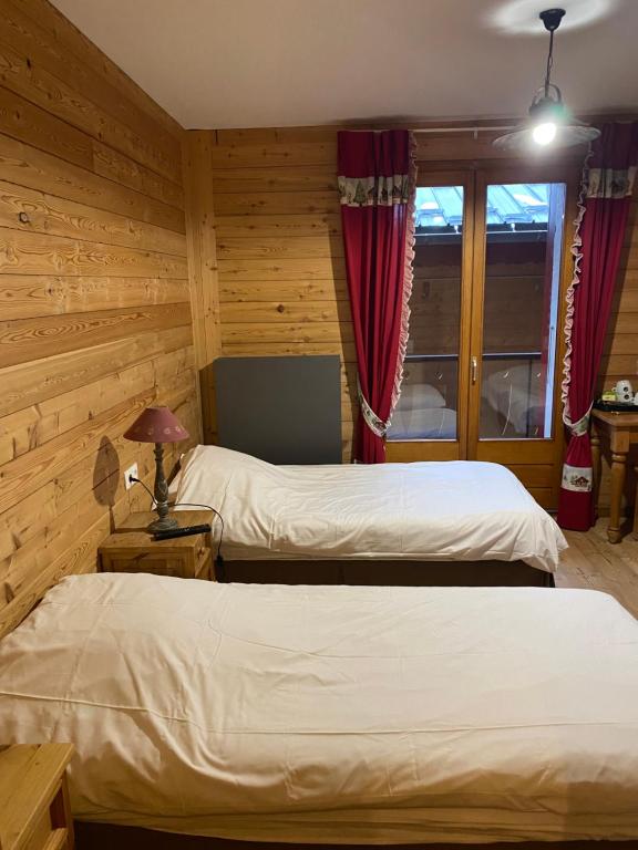 Le Schuss hotel pied des pistes 3