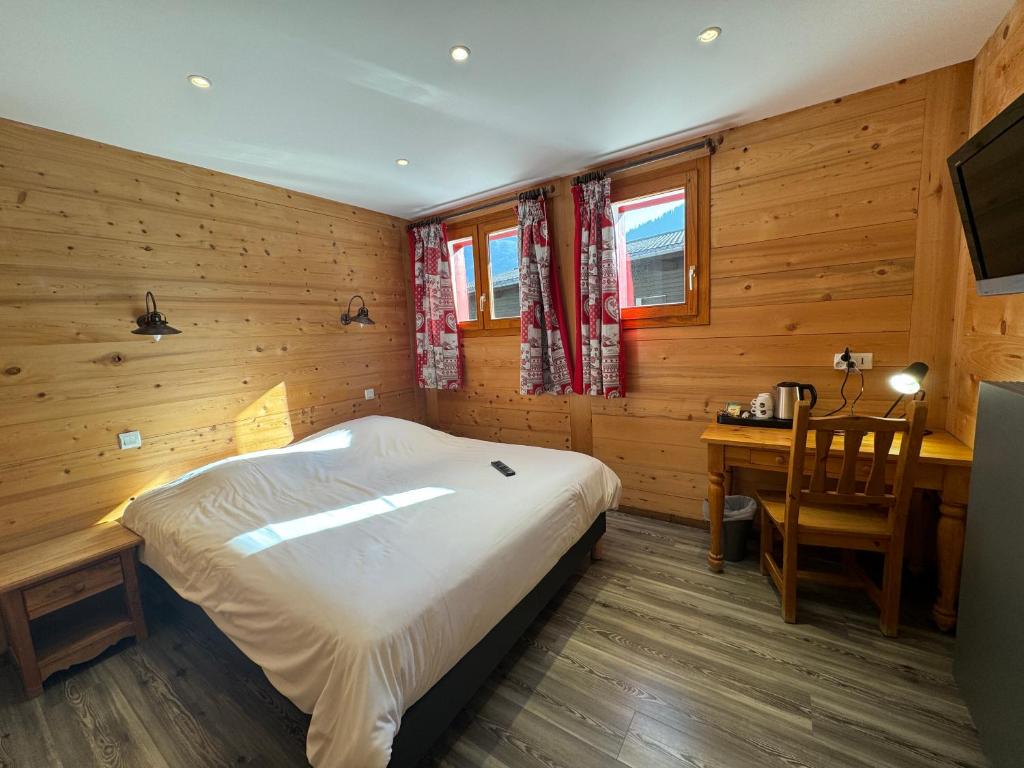 Le Schuss hotel pied des pistes 7