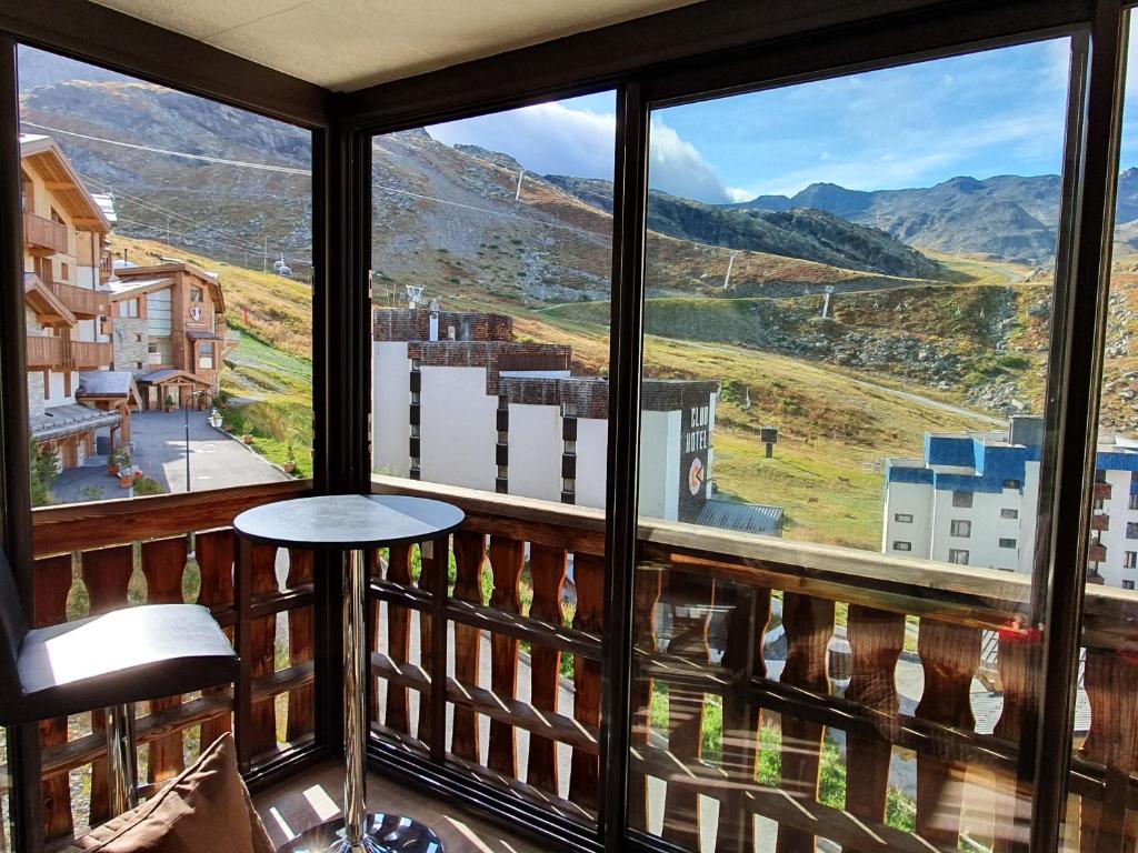 Le Serac W6 appartement avec veranda en angle vue panoramique gerer par particulier sur place appartement pied des pistes 5
