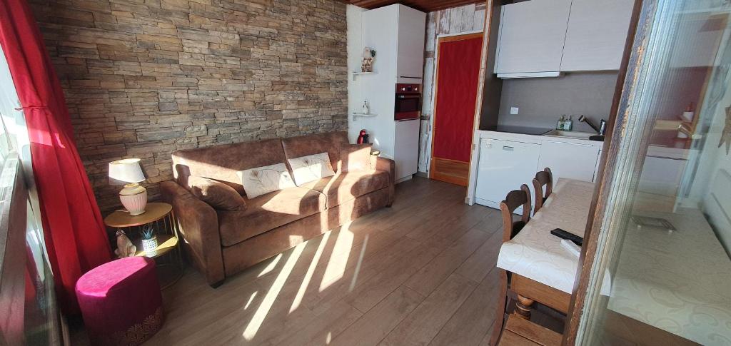 Le Serac W6 appartement avec veranda en angle vue panoramique gerer par particulier sur place appartement pied des pistes