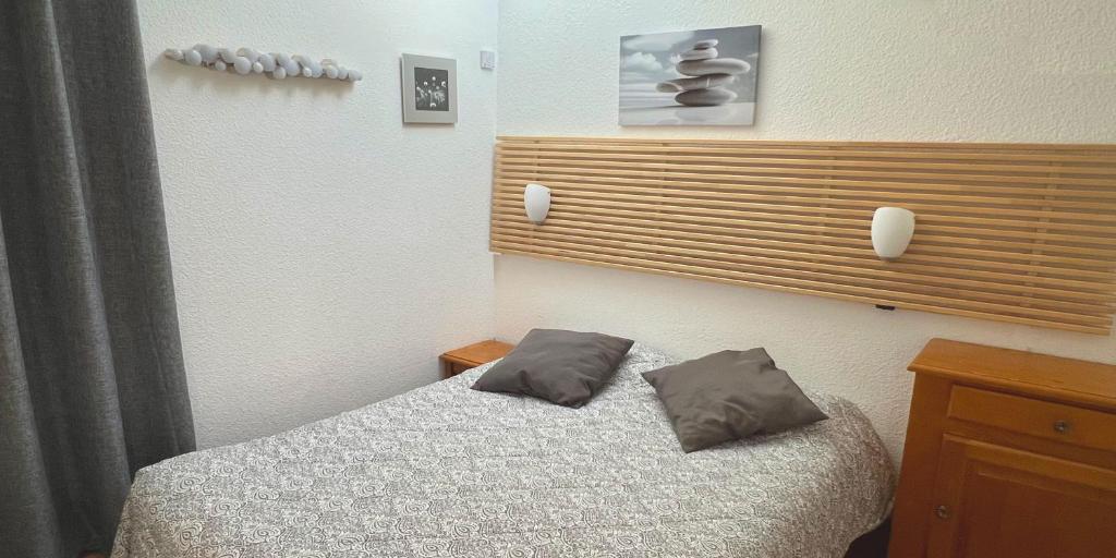 Le Skisun Massif et Parc national des Ecrins Puy Saint Vincent 1800 appartement pied des pistes 1