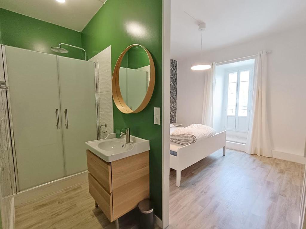 Le Telecab T5 wifi cave ascenseur 8 personnes appartement pied des pistes 10