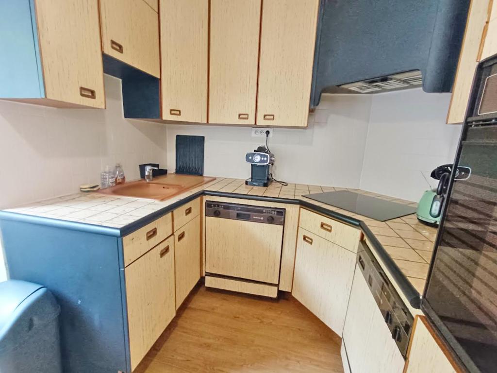 Le Telecab T5 wifi cave ascenseur 8 personnes appartement pied des pistes 18