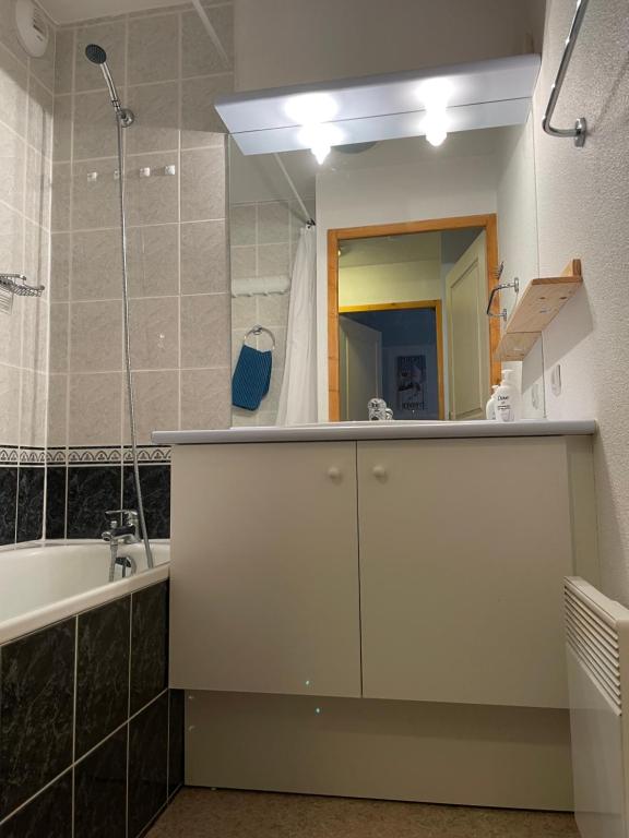 Le ValmySki appartement pied des pistes 2