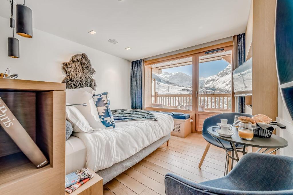Le Yule Hotel Spa hotel pied des pistes 1