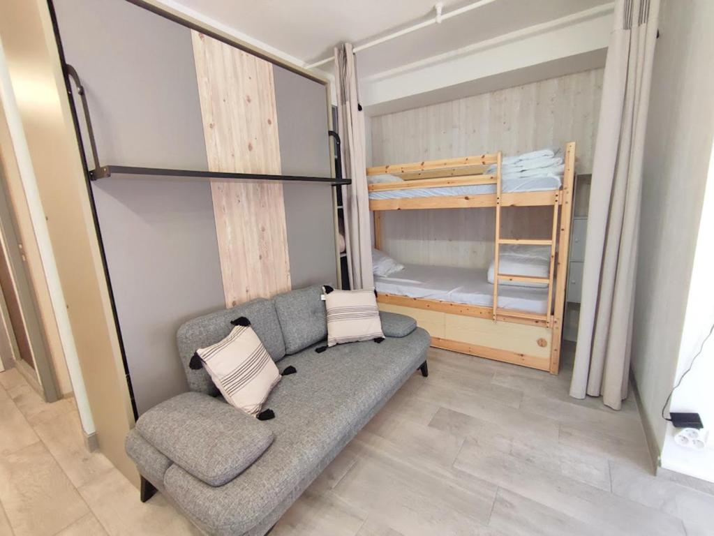 Le reflet des montagnes studio centre Luchon 4 personnes appartement pied des pistes 1