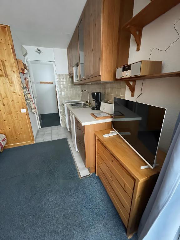 Les Bouquetins A appartement pied des pistes 14