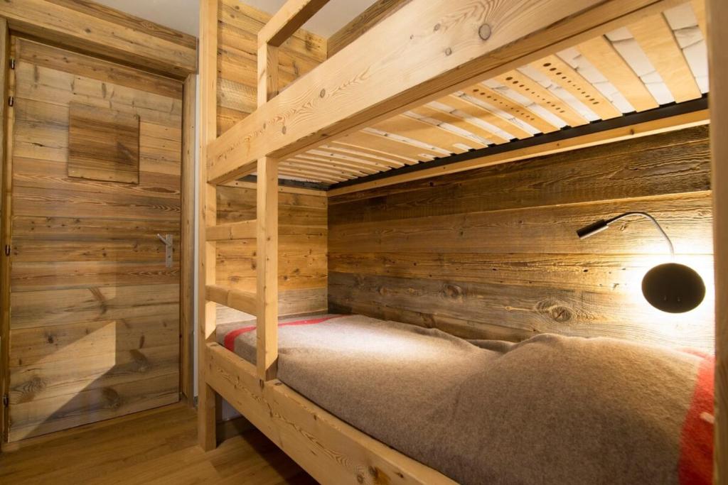 Les Brigues Appartement avec vue sur la montagne et acces aux pistes appartement pied des pistes 7