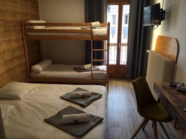 Les Carlines hotel pied des pistes 8