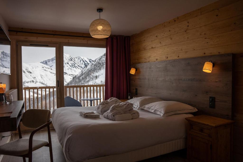 Les Cedres Hotel Restaurants Spa hotel pied des pistes 1