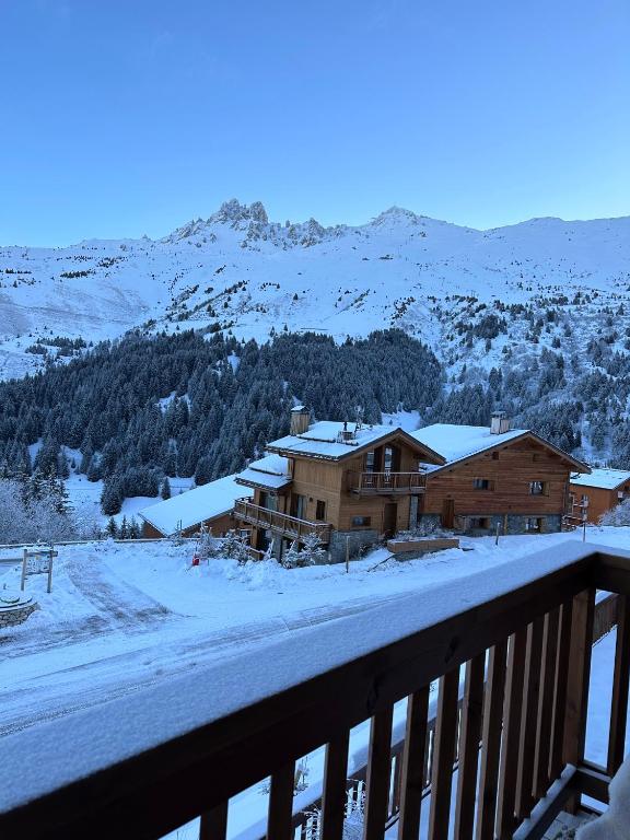 Les Chalets A11 Meribel spacious family duplex 100m from ski lift Les Chalets appartement pied des pistes 15