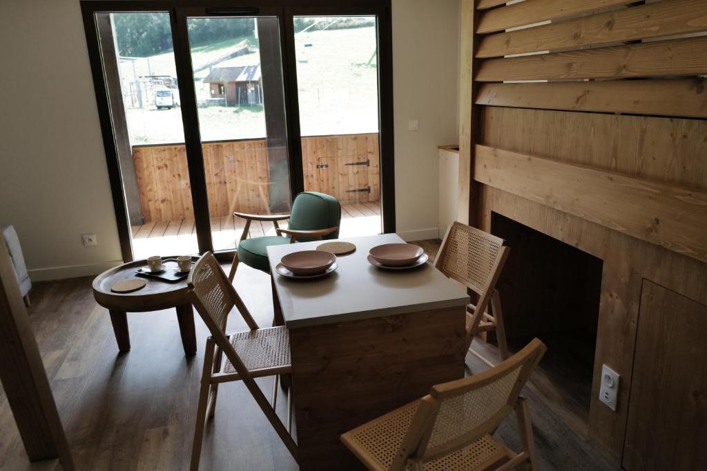 Les Gites dAillon et dAilleurs appartement pied des pistes 9