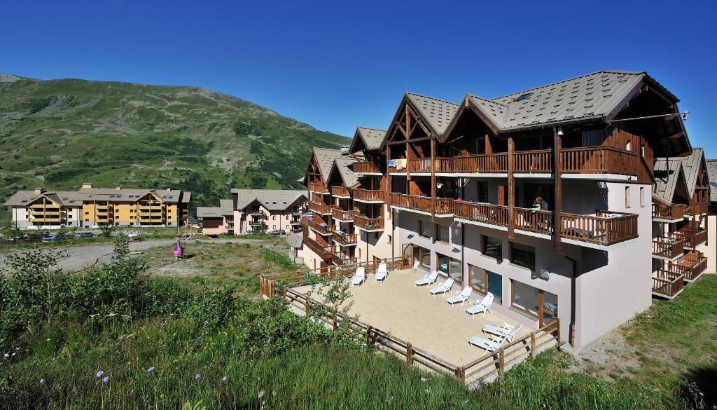 Les Hauts de Valmeinier hotel pied des pistes 6