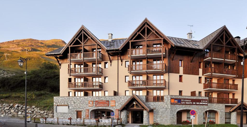 Les Hauts de Valmeinier hotel pied des pistes 8