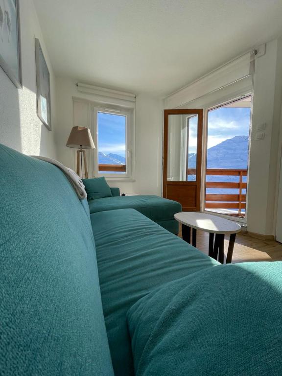 Les Menuires Appart 2 pieces 4 pers Balcon plein SUD Ski aux pieds appartement pied des pistes 7