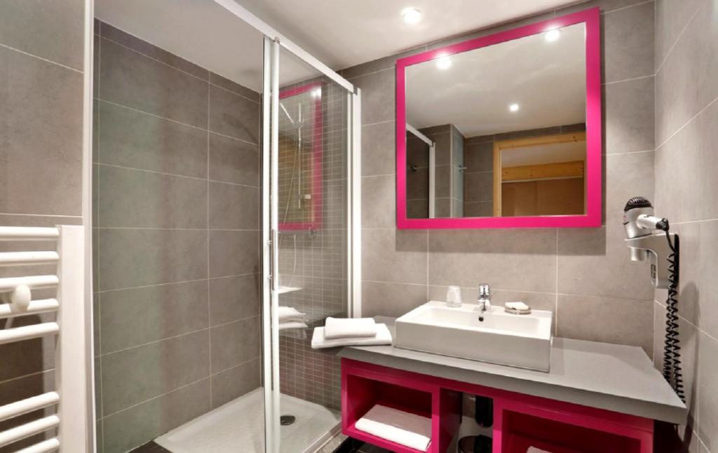 Les Roches 1500 hotel pied des pistes 11