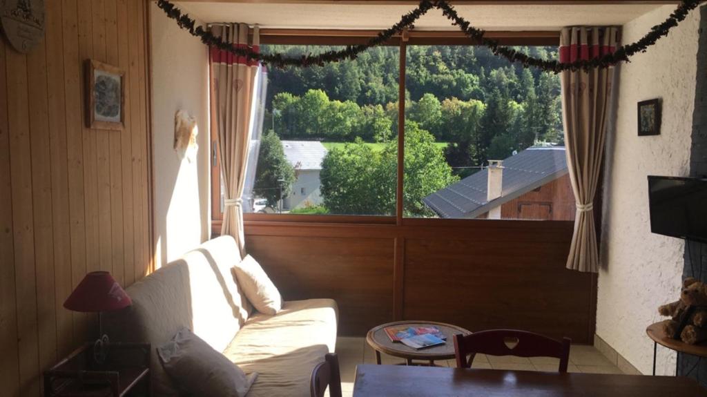 Les Serintes appartement pied des pistes 14