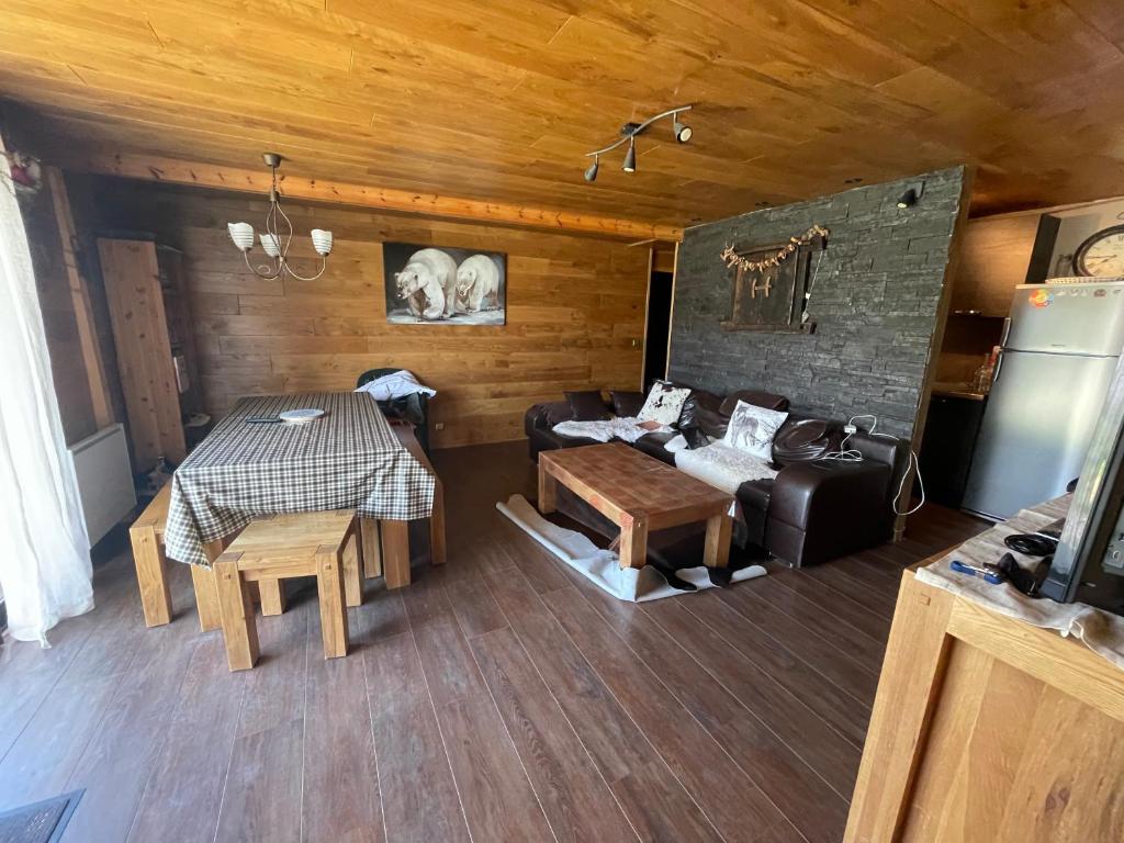 Les Silenes pyrenes 2000 Meuble touristique 4 Etoiles appartement pied des pistes 3