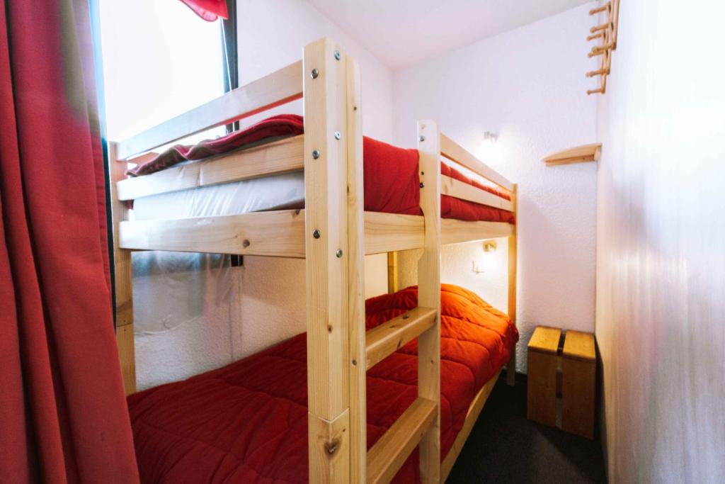 Location Neron appartement pied des pistes 12