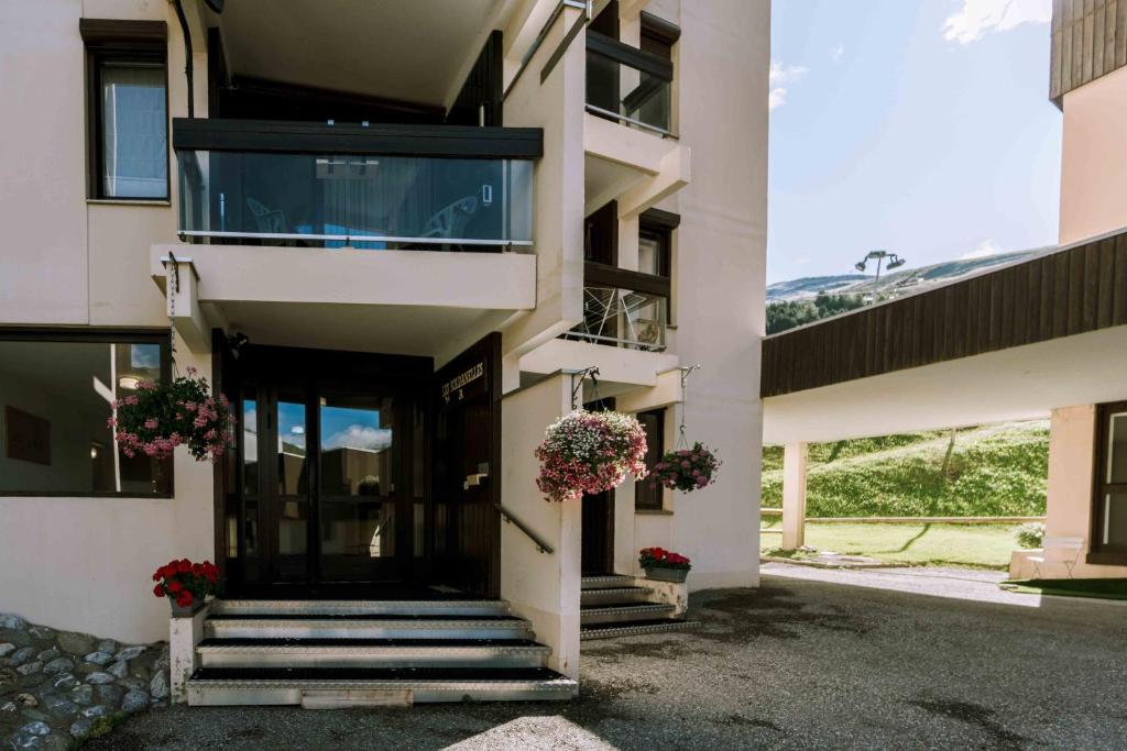 Location Neron appartement pied des pistes 16