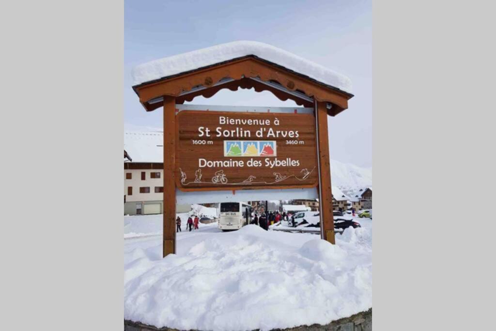 Logement 46 personnes a la montagne avec piscine appartement pied des pistes 14