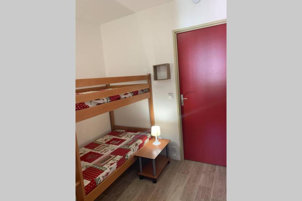 Logement 46 personnes a la montagne avec piscine appartement pied des pistes 6