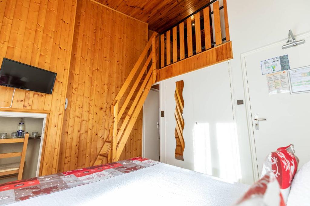 Logis Le Vernay hotel pied des pistes 17