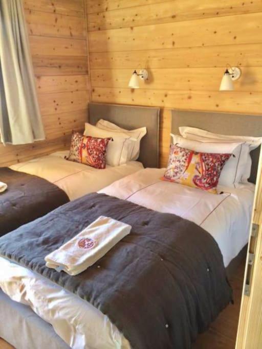 Lovely 4 bedroom apt ski in ski out with sauna appartement pied des pistes 1