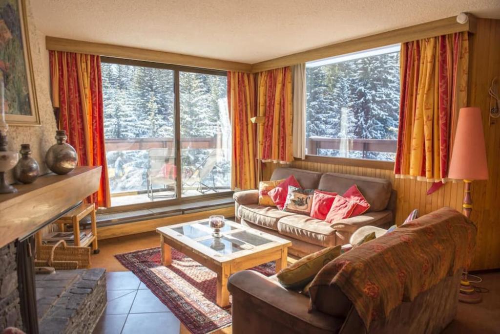 Luxury apartment near the slopes in Courchevel appartement pied des pistes