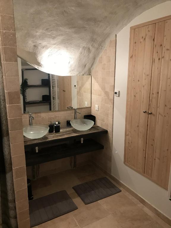MAISON CARAIL Nevache 14 personnes gite pied des pistes 11