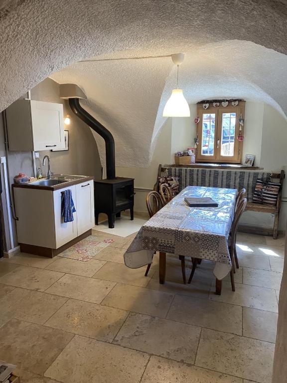 MAISON CARAIL Nevache 14 personnes gite pied des pistes 7