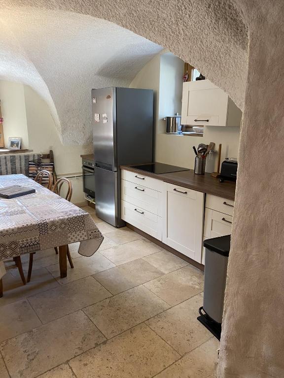 MAISON CARAIL Nevache 14 personnes gite pied des pistes 8