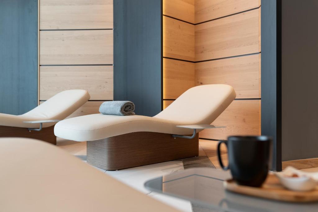 MGM Hotels Residences Hotel Alhena hotel pied des pistes 18