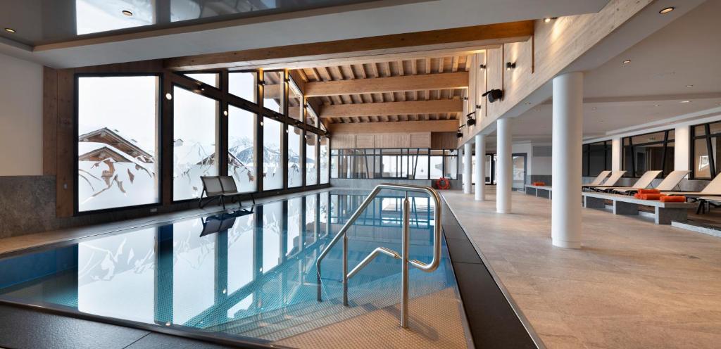 MGM Hotels Residences Hotel Alpen Lodge hotel pied des pistes