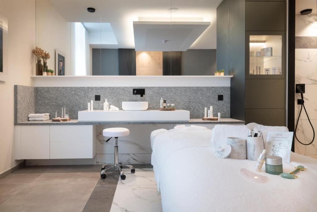 MGM Hotels Residences Residence Alhena hotel pied des pistes 5