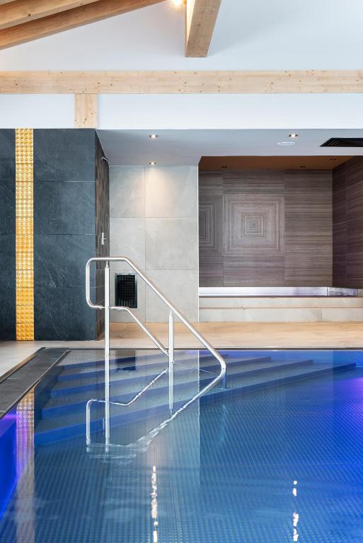 MGM Hotels Residences Residence Le Hameau de lOurs hotel pied des pistes 16