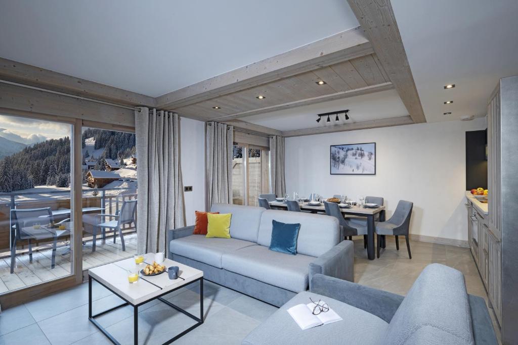 MGM Hotels Residences Residence Le Hameau de lOurs hotel pied des pistes 17