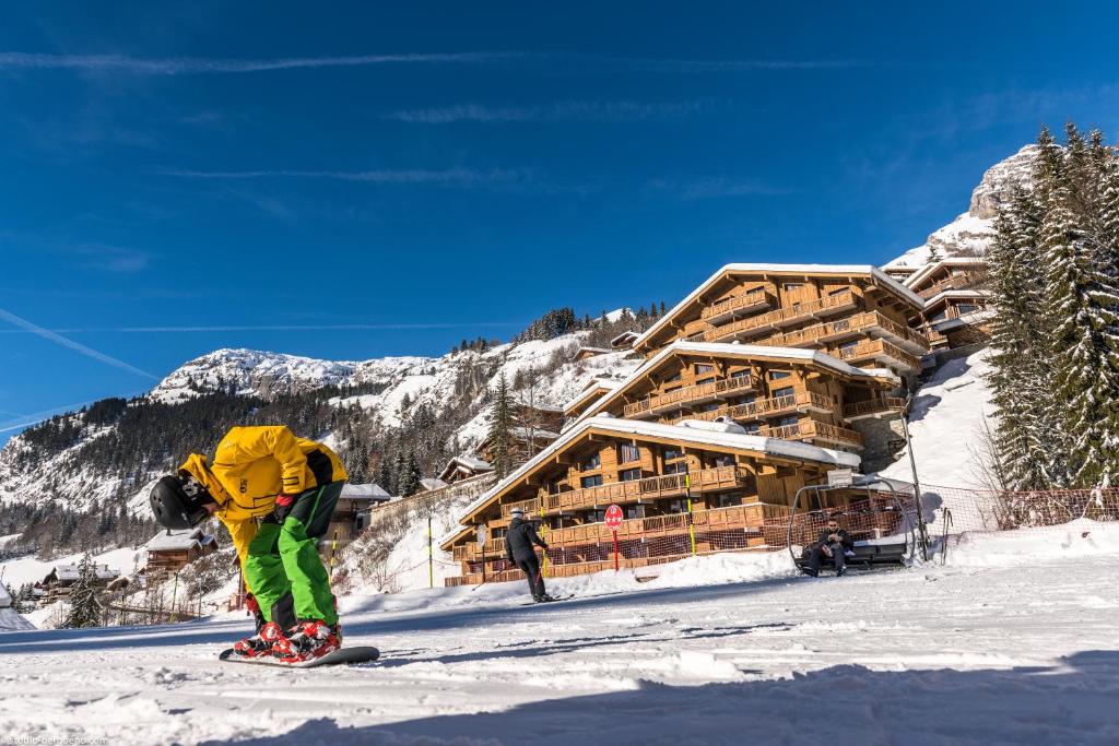 MGM Hotels Residences Residence Le Roc Des Tours hotel pied des pistes 7