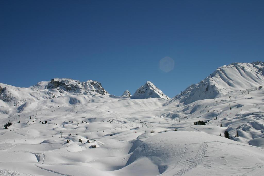 Madame Vacances Lodges des Alpages hotel pied des pistes 10