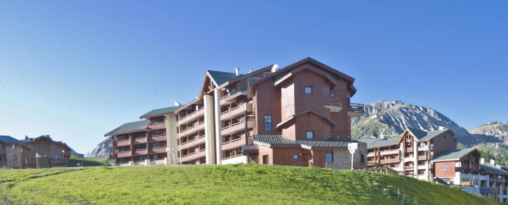 Madame Vacances Lodges des Alpages hotel pied des pistes 17