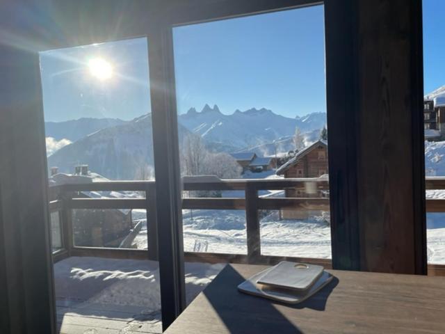 Magnifique chalet sur les pistes le Paradis cest la appartement pied des pistes 12
