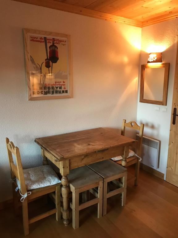 Megeve Appartement 2 chambres Proche Centre et Pistes Fibre Parking appartement pied des pistes 15