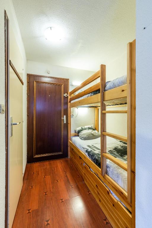 Meilleur emplacement hypercentre avec parking privatif souterrain appartement pied des pistes 13