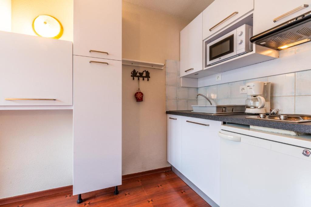 Meilleur emplacement hypercentre avec parking privatif souterrain appartement pied des pistes 16