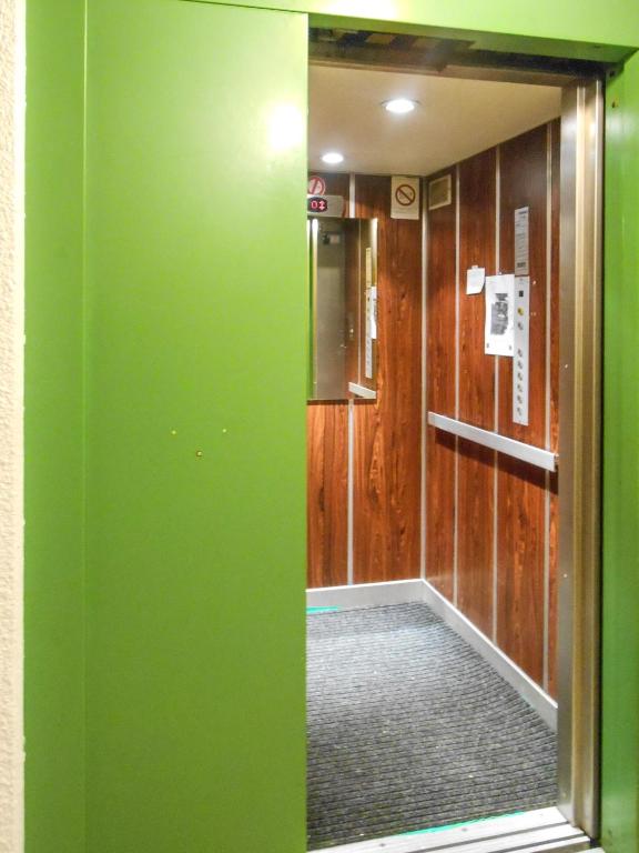 Meilleur emplacement hypercentre avec parking privatif souterrain appartement pied des pistes 4